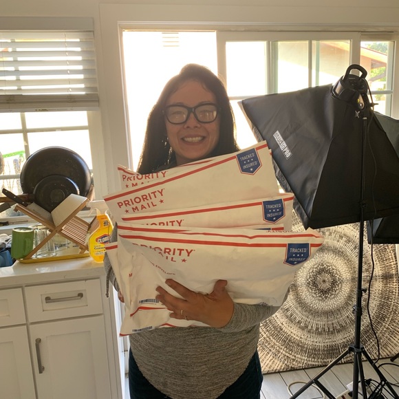 Meet your Posher, Kris - Picture 3 of 5